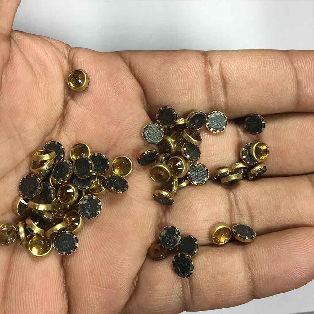 Kundan Stones Round Shape 6MM Gold Color - Pack of 100 grams